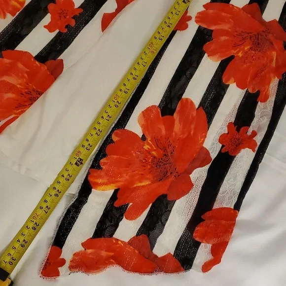 Top - Picture 5 of 8